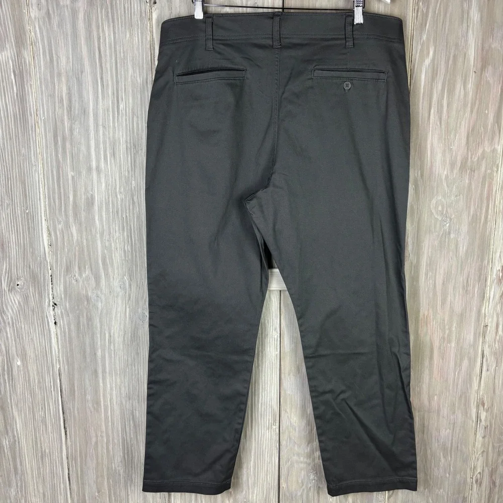 Lee‎ Men's Extreme Motion MVP Slim Fit Straight Leg Pants 40x29 Painters Grey